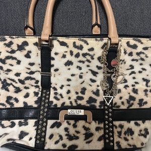 Printed guess purse